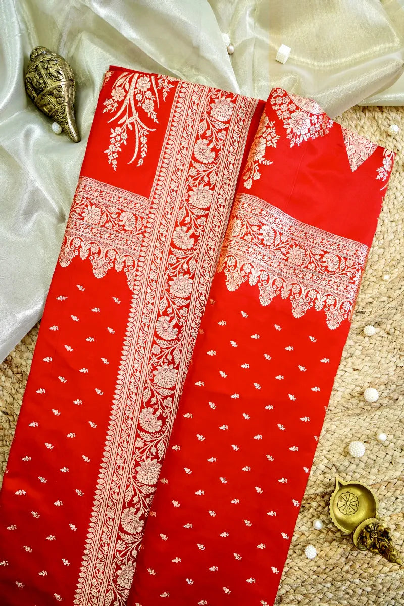 Traditional Indian sarees Varanasi