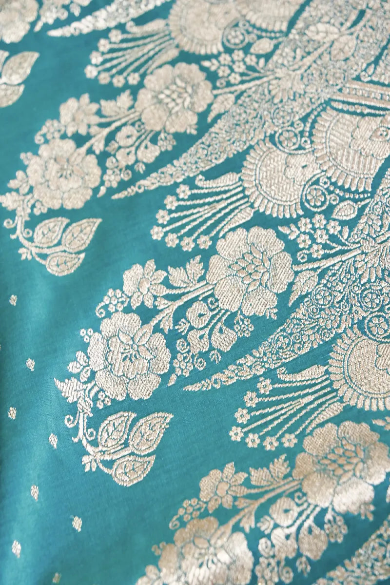 Laxmi Saree Ghar Varanasi