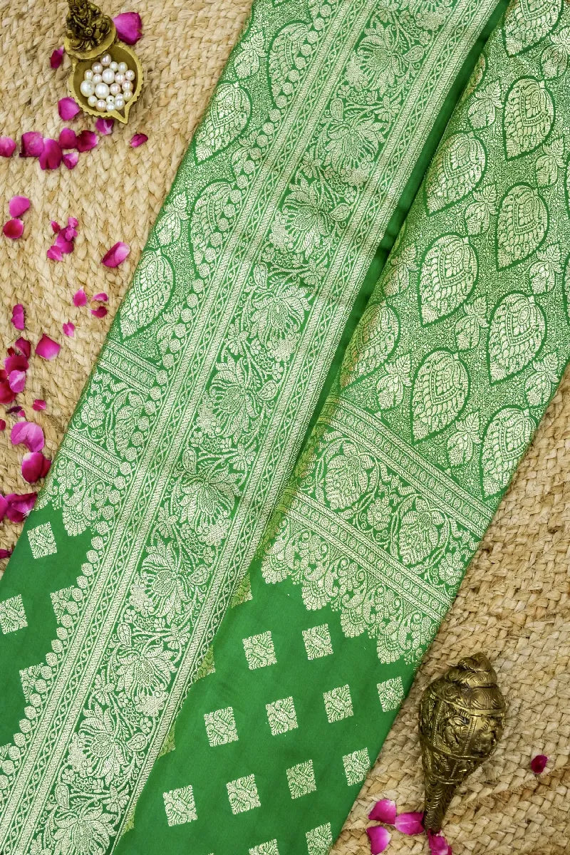 MEHENDI GREEN COLOR BANARASI SILK SAREE