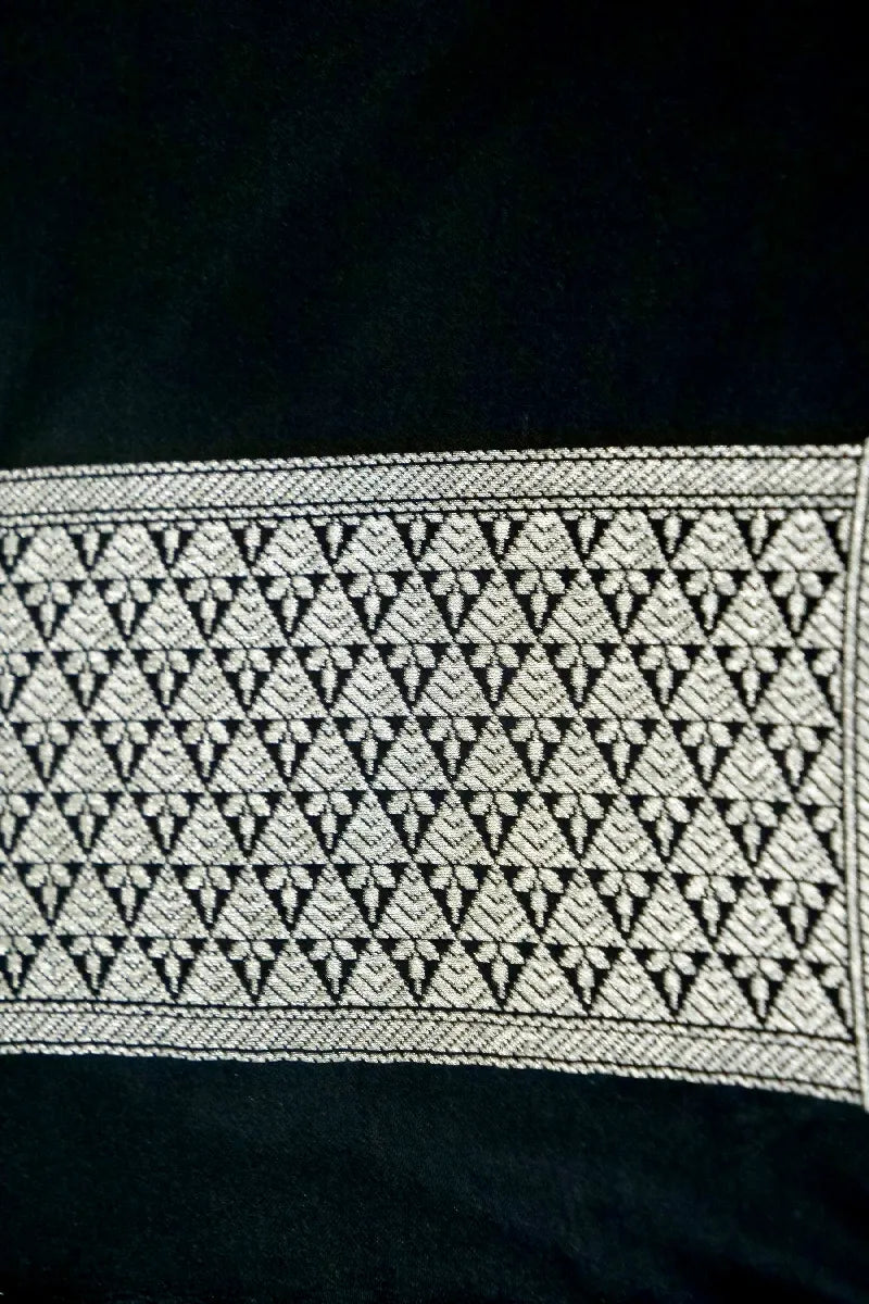 Shop in Varanasi for luxury ethnic wear