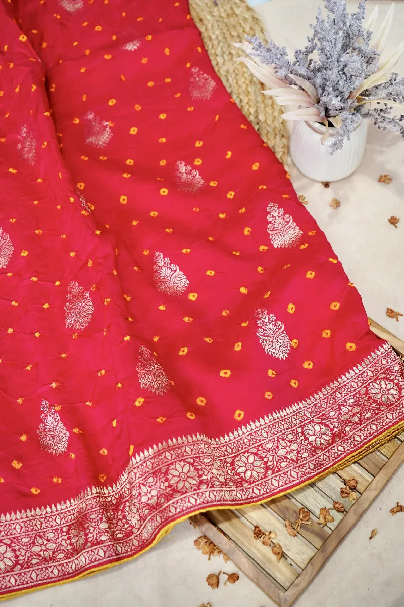 RED COLOR GAJJI SILK BANDHANI SAREE